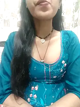 Snapshot of Sharmila-Singh chatting on March 2025 03:59:01 PM Sharmila-Singh online show from March 2025 03:59:01 PM