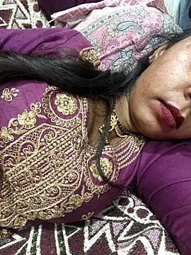 Snapshot of Sharmila-Singh chatting on October 2025 07:25:02 PM Sharmila-Singh online show from October 2025 07:25:02 PM