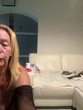 sissytrainz online show from April 2026 04:52:01 AM