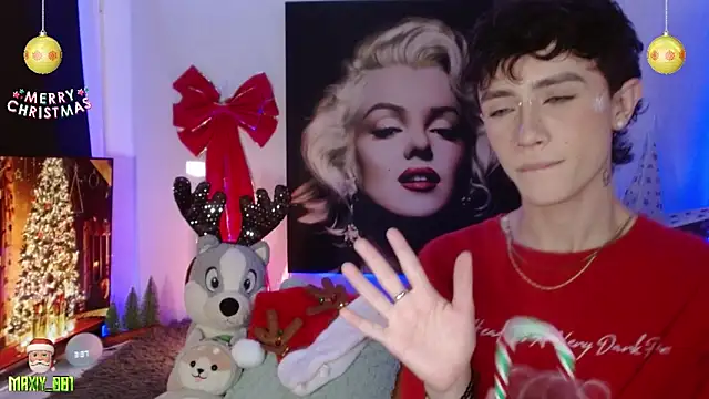 maxiy 001 online show from December 2024 08:38:02 AM