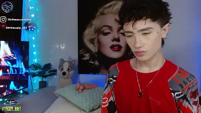 maxiy 001 online show from January 2026 04:01:01 PM