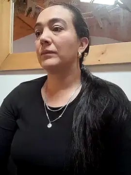 skayhot  online show from December 2024 12:44:02 PM