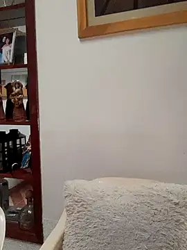 skayhot  online show from October 2025 01:33:02 PM