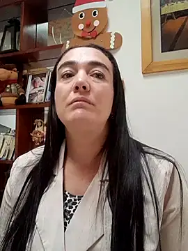 skayhot  online show from November 2025 01:00:02 PM