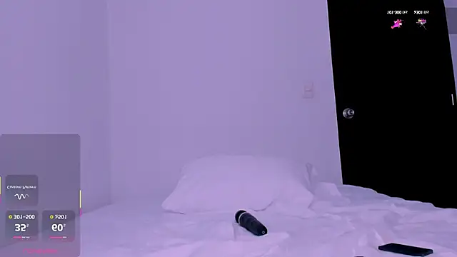 Snapshot of Mia_Gothzx chatting on March 2025 02:34:01 PM Mia Gothzx online show from March 2025 02:34:01 PM