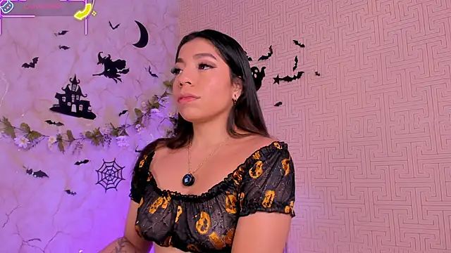 Snapshot of Mia_Gothzx chatting on October 2025 12:40:02 PM Mia Gothzx online show from October 2025 12:40:02 PM