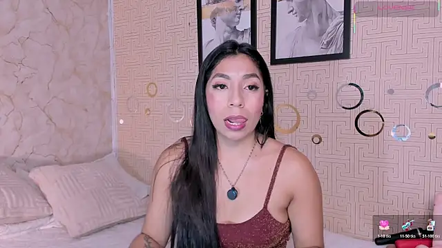 Snapshot of Mia_Gothzx chatting on June 2026 09:17:01 PM Mia Gothzx online show from June 2026 09:17:01 PM
