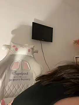 Snapshot of Hot_malak chatting on December 2024 09:18:02 PM Hot malak online show from December 2024 09:18:02 PM