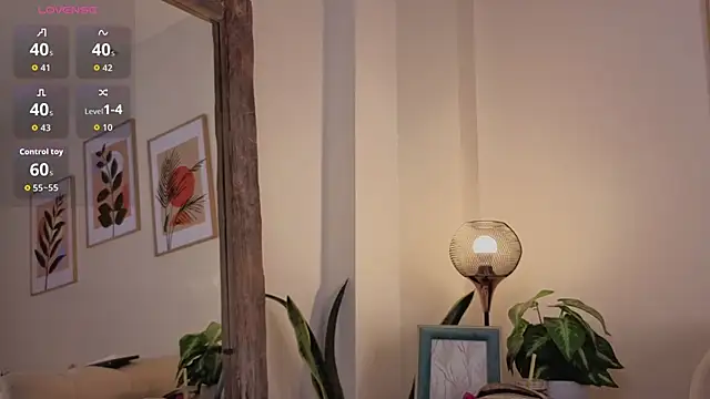 DahianaWalcott online show from October 2025 07:36:02 PM