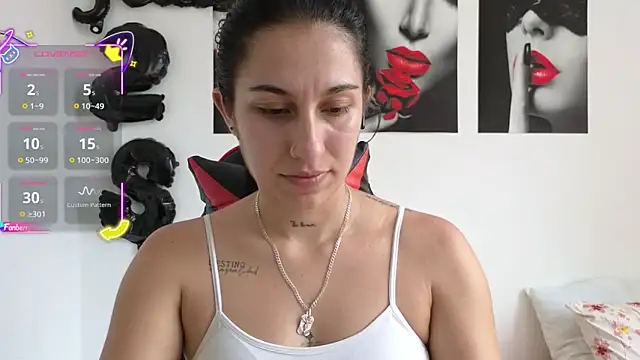 tammyandrade  online show from March 2026 05:08:01 PM