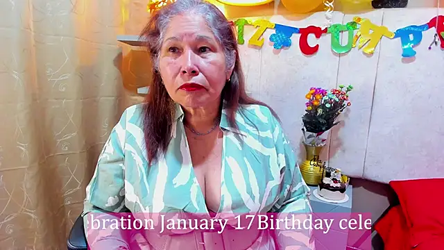 girl amada online show from January 2025 12:31:01 AM