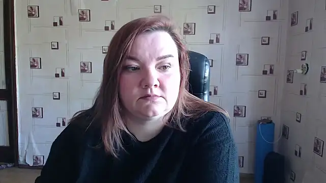 Snapshot of TasyaBigTTs chatting on April 2026 10:29:01 AM TasyaBigTTs online show from April 2026 10:29:01 AM