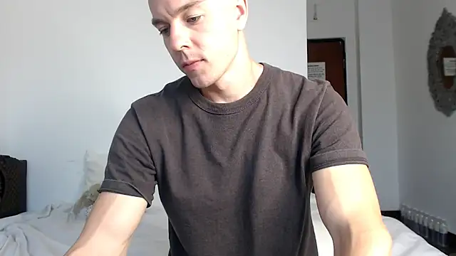 Snapshot of heilgarbest chatting on July 2026 11:12:02 AM heilgarbest online show from July 2026 11:12:02 AM