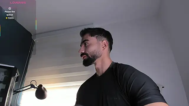 edrick walton1 online show from April 2026 01:12:02 PM