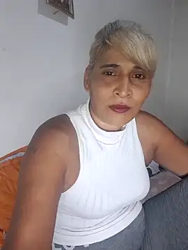 Goodgirlsue 77 online show from February 2026 05:51:01 PM