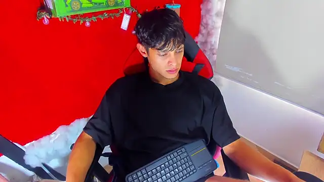 LilOwen  online show from September 2025 07:02:02 PM