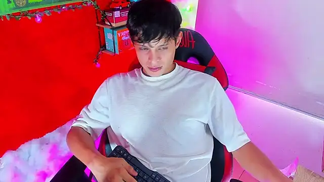 LilOwen  online show from September 2025 07:04:02 PM