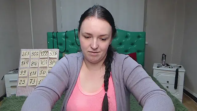 IsabelBlackberry online show from January 2025 03:08:02 PM