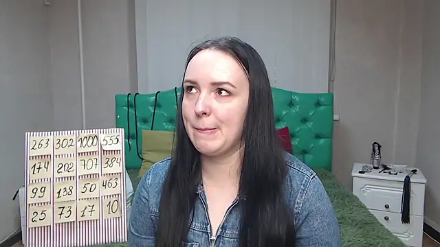 IsabelBlackberry online show from February 2025 07:05:01 AM