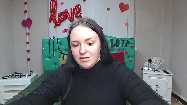 IsabelBlackberry online show from March 2025 12:15:01 PM