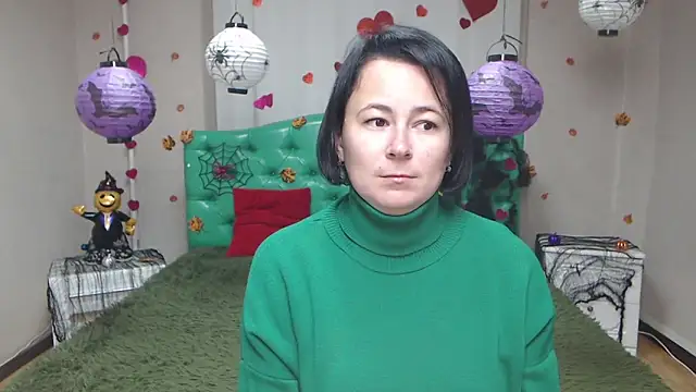 Snapshot of MarieSho chatting on October 2025 06:02:02 AM MarieSho online show from October 2025 06:02:02 AM