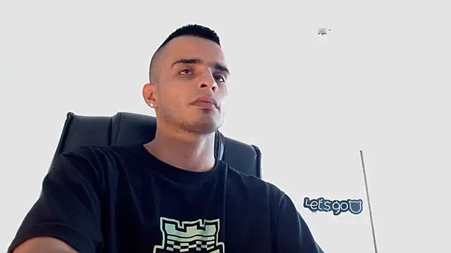 crosnosCarter online show from February 2025 07:57:02 PM