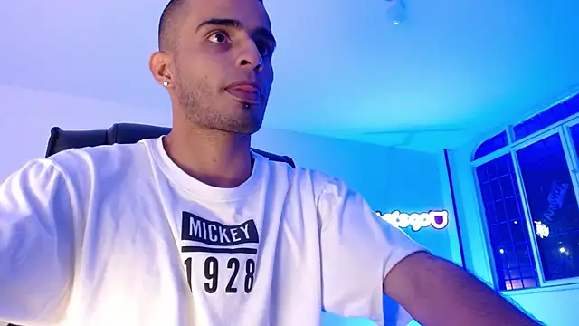 crosnosCarter online show from February 2025 05:09:02 AM