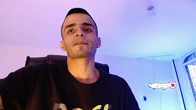crosnosCarter online show from February 2025 10:58:01 PM