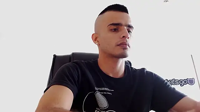 crosnosCarter online show from March 2025 04:32:02 PM