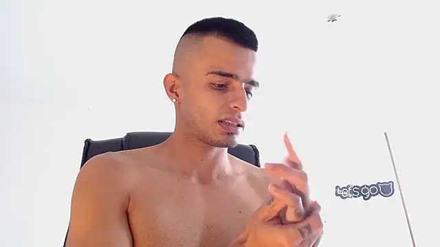 crosnosCarter online show from March 2025 05:02:02 PM