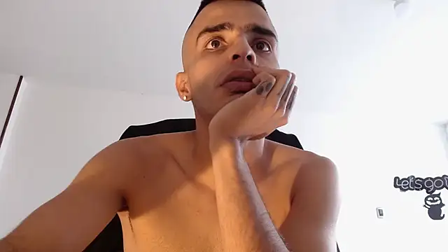 crosnosCarter online show from March 2025 04:47:02 PM