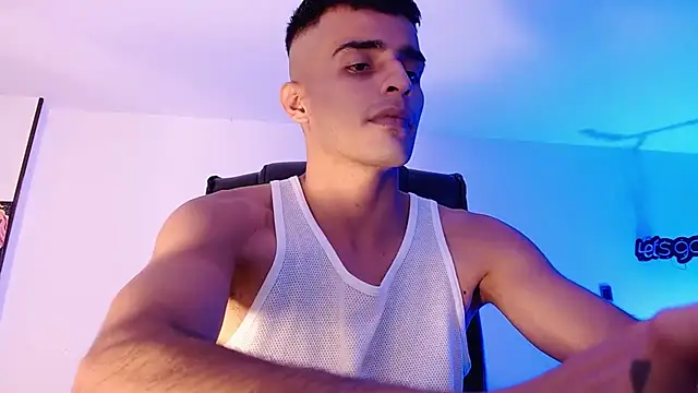 crosnosCarter online show from September 2025 02:35:02 AM