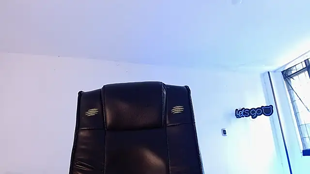 crosnosCarter online show from September 2025 03:24:01 PM