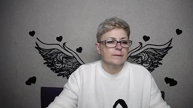 EmiliaGree online show from March 2026 06:00:01 PM