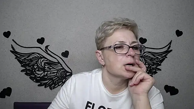 EmiliaGree online show from March 2026 06:18:02 PM