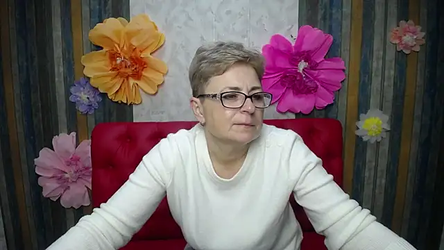 EmiliaGree online show from April 2026 05:12:02 PM