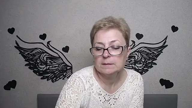 EmiliaGree online show from May 2026 06:09:01 PM