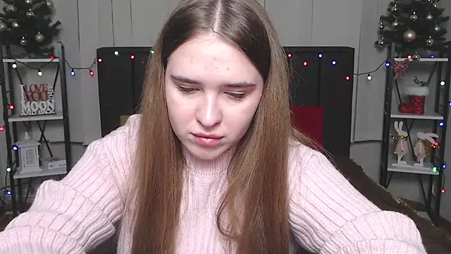 Snapshot of LauraHlot chatting on January 2025 11:05:02 PM LauraHlot online show from January 2025 11:05:02 PM