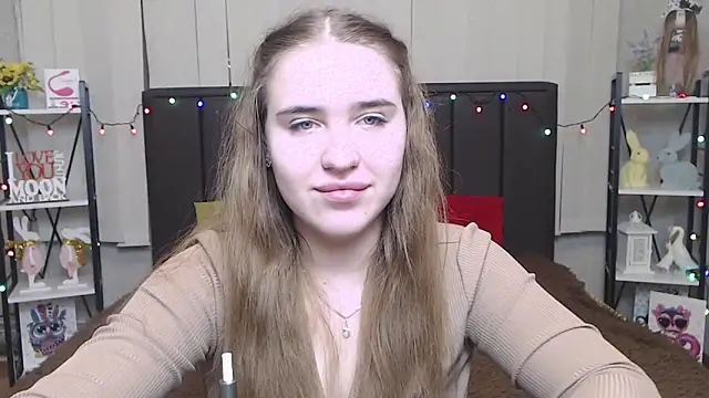 Snapshot of LauraHlot chatting on January 2025 10:35:02 PM LauraHlot online show from January 2025 10:35:02 PM