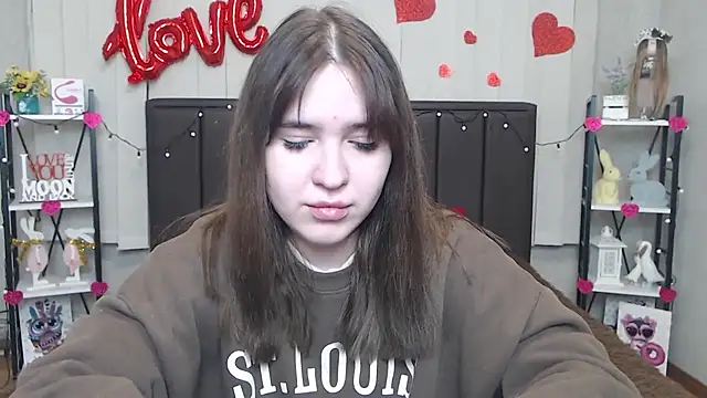 Snapshot of LauraHlot chatting on February 2025 04:15:01 AM LauraHlot online show from February 2025 04:15:01 AM