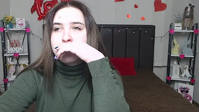 Snapshot of LauraHlot chatting on February 2025 06:24:02 PM LauraHlot online show from February 2025 06:24:02 PM