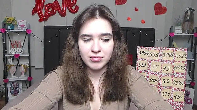 Snapshot of LauraHlot chatting on February 2025 09:47:02 PM LauraHlot online show from February 2025 09:47:02 PM