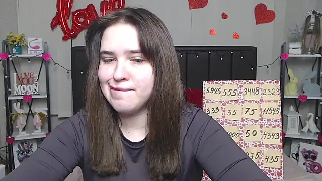 Snapshot of LauraHlot chatting on March 2025 04:07:02 AM LauraHlot online show from March 2025 04:07:02 AM