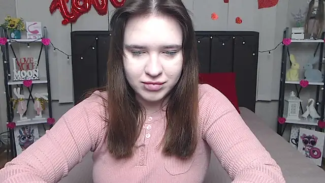 Snapshot of LauraHlot chatting on March 2025 06:44:01 PM LauraHlot online show from March 2025 06:44:01 PM