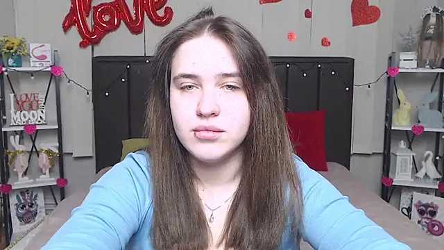 Snapshot of LauraHlot chatting on March 2025 12:40:02 AM LauraHlot online show from March 2025 12:40:02 AM