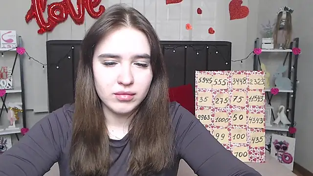 Snapshot of LauraHlot chatting on March 2025 01:12:02 PM LauraHlot online show from March 2025 01:12:02 PM