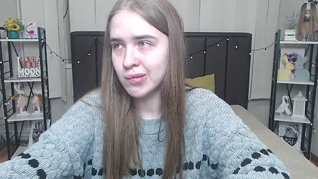 Snapshot of LauraHlot chatting on September 2025 05:53:01 AM LauraHlot online show from September 2025 05:53:01 AM