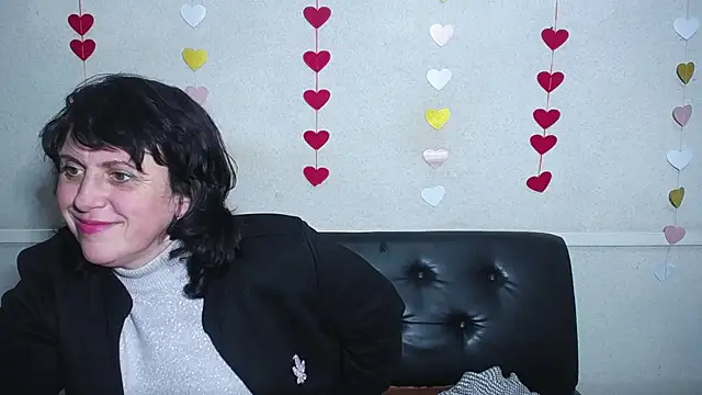 Snapshot of LuciaMii chatting on January 2025 03:09:02 AM LuciaMii online show from January 2025 03:09:02 AM