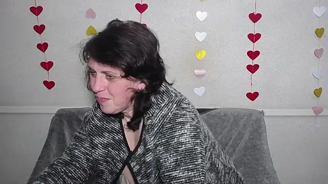 Snapshot of LuciaMii chatting on February 2025 03:23:02 AM LuciaMii online show from February 2025 03:23:02 AM