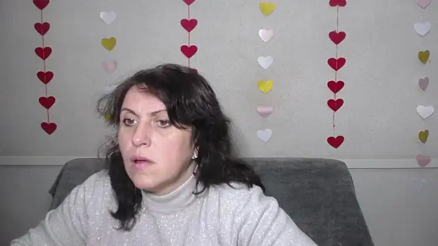 Snapshot of LuciaMii chatting on February 2025 05:56:01 AM LuciaMii online show from February 2025 05:56:01 AM